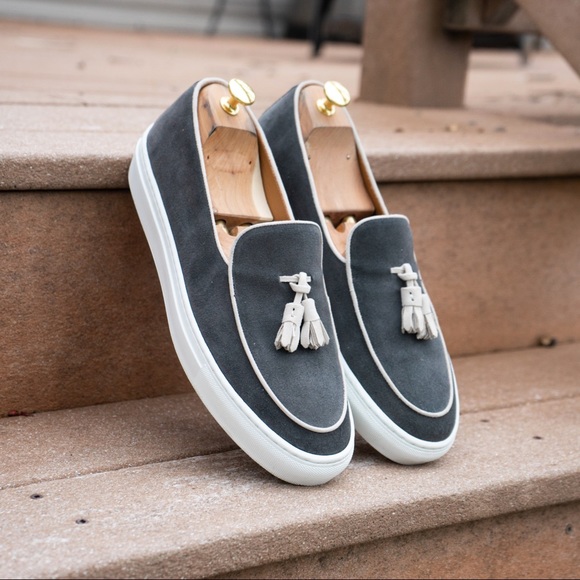 LAST PAIR - NWT KFG Tassel Sneakers - Picture 3 of 6